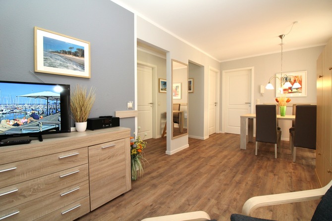 Ferienwohnung in K&uuml;hlungsborn - Appartementanlage Ostseeblick Fewo R&uuml;gen 12 - der moderne Wohn- und Essbereich