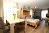 Ferienwohnung in K&uuml;hlungsborn - Appartementanlage Ostseeblick Fewo R&uuml;gen 12 - das aufgeklappte Schrankbett