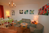 Ferienwohnung in Heringsdorf - Sonnenschein FeWo 1 - Wohnbereich mit offener Küche