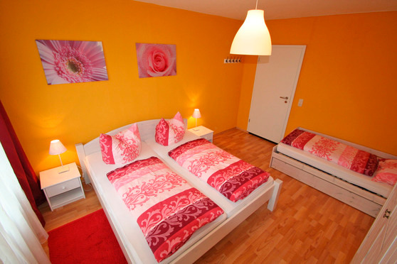 Ferienwohnung in Heringsdorf - Sonnenschein FeWo 1 - Schlafzimmer mit Doppel - und Tandembett