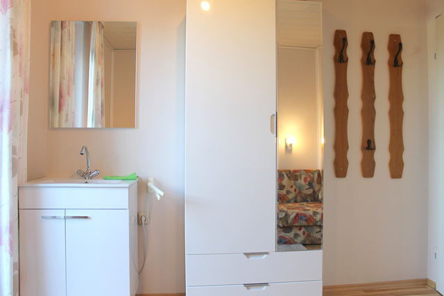 Bungalow in Gr&ouml;mitz - Ger&auml;umiger Bungalow im Ostseebad Gr&ouml;mitz, Hamburger Str. 25 - Bild 18