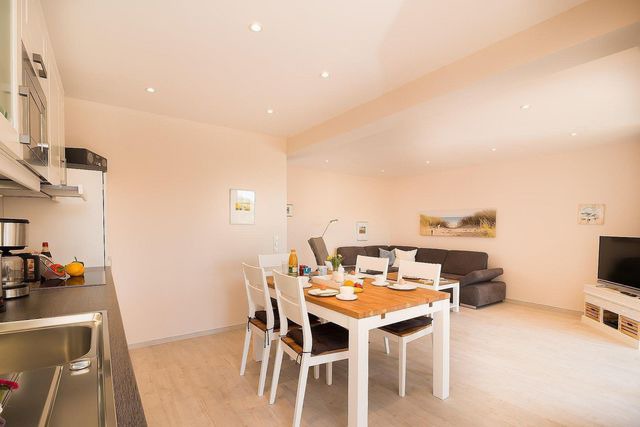 Ferienwohnung in Gr&ouml;mitz - D2 - Haus D&uuml;nenpark K&ouml;nigsberger Allee 12 - FERIENDOMIZIL HOLLICH - Bild 4