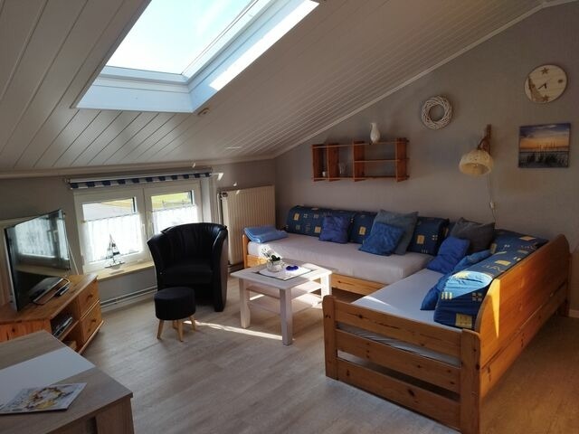 Ferienwohnung in Dahme - Haus Sandra Fewo 8, Box-Betten, 1. Stock, Terrasse mit Strandkorb - Bild 6