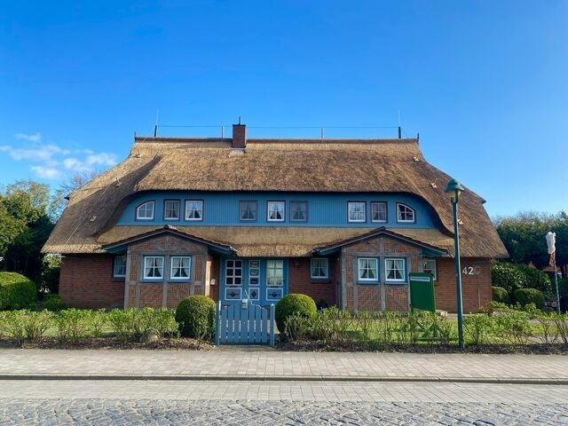 Ferienwohnung in Born a. Darß - Ferienwohnung Nr. 02 (OG + Spitzboden) - Bild 2