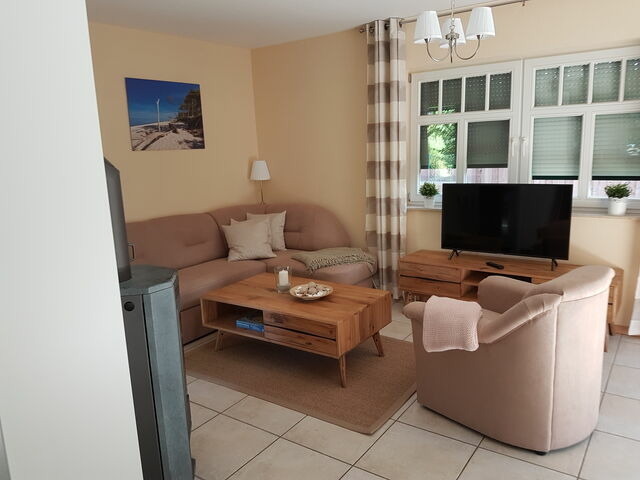 Ferienhaus in Zingst - Haus Sonnenwind - Bild 2