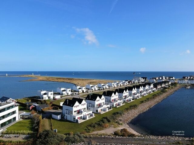 Ferienwohnung in Olpenitz - Maisonette Fewo Ostseeflair by Seeblick Ferien ORO, erste Wasserreihe, E-S&auml;ule - Bild 2