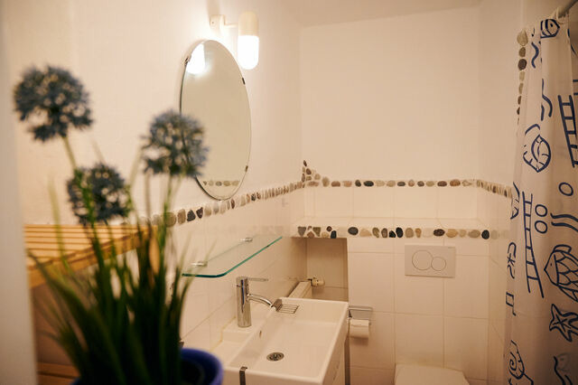 Ferienwohnung in Dahme - S&uuml;&szlig;e Wohnung direkt am Wald (rotes Haus EG) - Bild 2