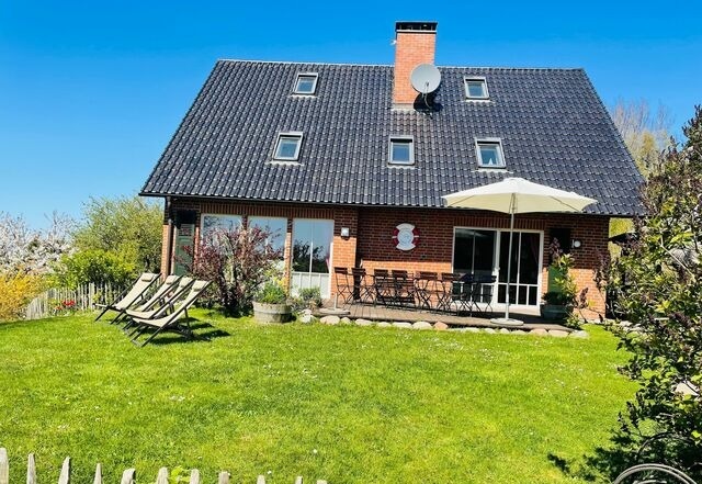 Ferienhaus in Glowe - Dat Klinkerhus auf R&uuml;gen XXL - Urlaubsparadies nahe Ostseestrand & Nationalpark f&uuml;r 17 G&auml;ste - Bild 11