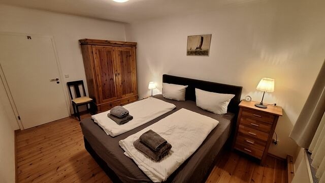 Ferienhaus in Heringsdorf - Insellicht**** BRINKMANNHAUS 4-Sterne - gro&szlig; fast am Strand Sauna Terrasse Grill - Bild 17