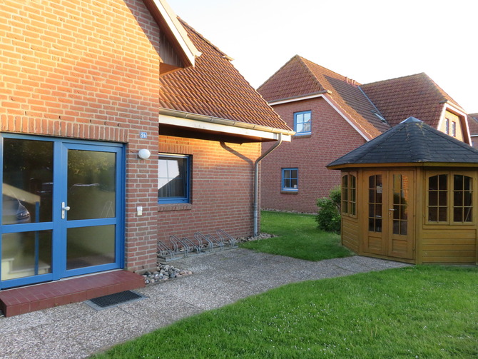 Ferienwohnung in Fehmarn OT Petersdorf - Fewo Bartels Kiebitzweg EG - Gartenhaus zum Abstellen von Fahrrädern