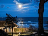 Ferienwohnung in Scharbeutz - Ostseeurlaub-Scharbeutz - Vollmond &uuml;ber dem Meer