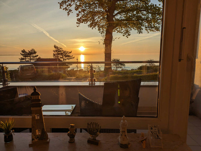 Ferienwohnung in Scharbeutz - Ostseeurlaub-Scharbeutz - Meerblick mit Sonnenaufgang &uuml;ber Ostsee