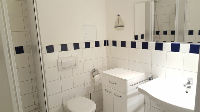 Ferienwohnung in K&uuml;hlungsborn - Parkblick - 01-08 - Bild 10