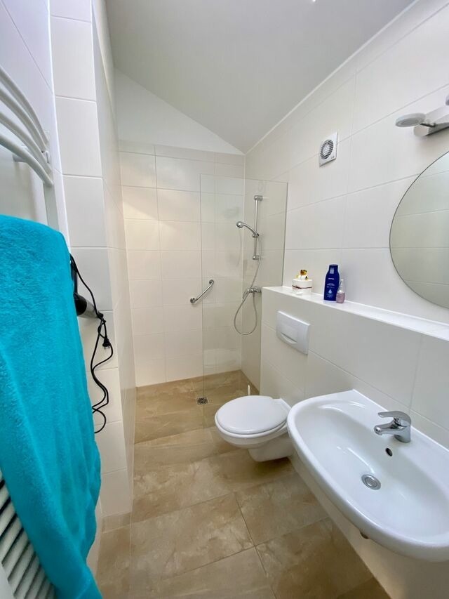 Ferienwohnung in G&ouml;hren - Ferienwohnung "Muschel" - Bade- & Erlebniswelt t&auml;glich inklusive - Bild 9