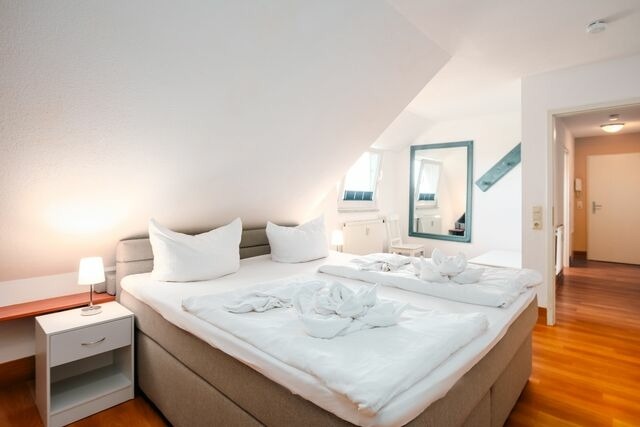 Ferienwohnung in Lobbe - Strandhaus Lobbe, Mohnblume Nr. 20 - Bade- & Erlebniswelt t&auml;glich inklusive - Bild 12