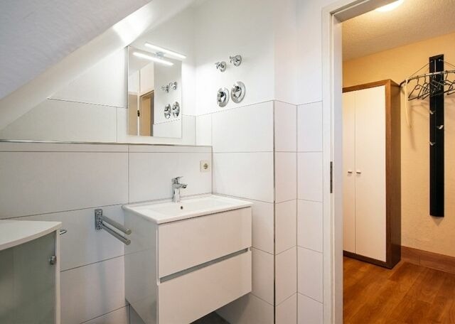 Ferienwohnung in Lobbe - Strandhaus Lobbe, Mohnblume Nr. 20 - Bade- & Erlebniswelt t&auml;glich inklusive - Bild 15