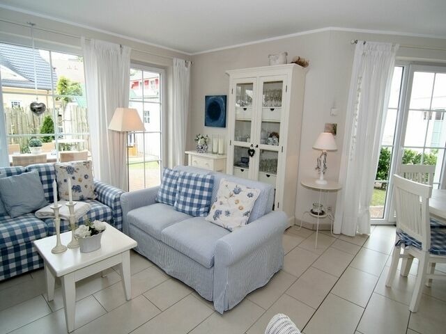 Ferienwohnung in Ostseeheilbad Zingst - Godeke Michels Feriewohnung 3.2/Seewind M&uuml;ggenburger Weg 40 - Bild 2