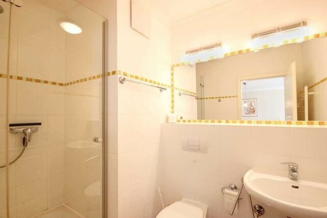 Ferienwohnung in Binz - Villa Laetitia, Whg. 13 - Bild 8