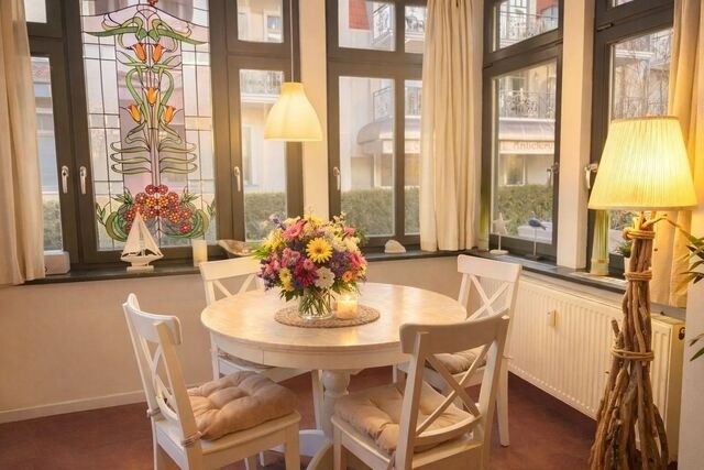 Ferienwohnung in K&uuml;hlungsborn - Villa Laura, Wohnung - Bild 2