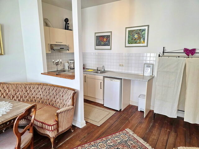 Ferienwohnung in Wismar - Dornr&ouml;schen - Caf&eacute; 28 & Pension am Markt - ABC623 - Bild 7