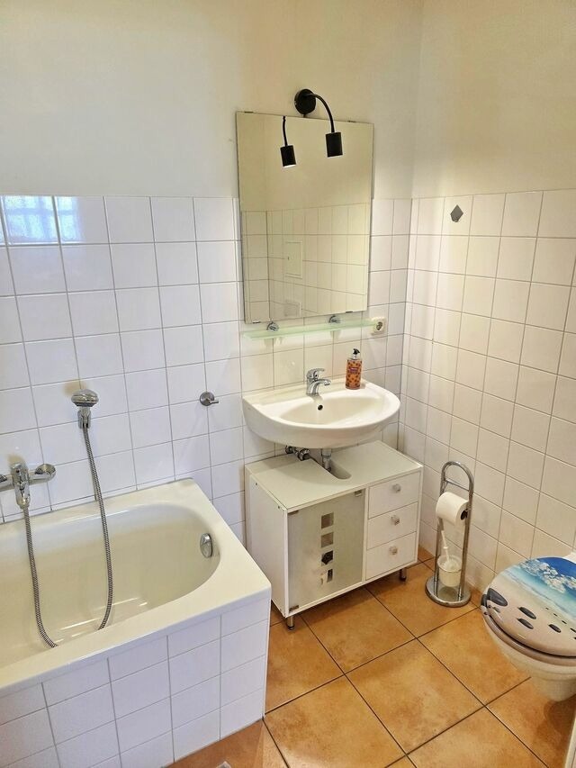 Ferienwohnung in Wismar - Dornr&ouml;schen - Caf&eacute; 28 & Pension am Markt - ABC623 - Bild 11
